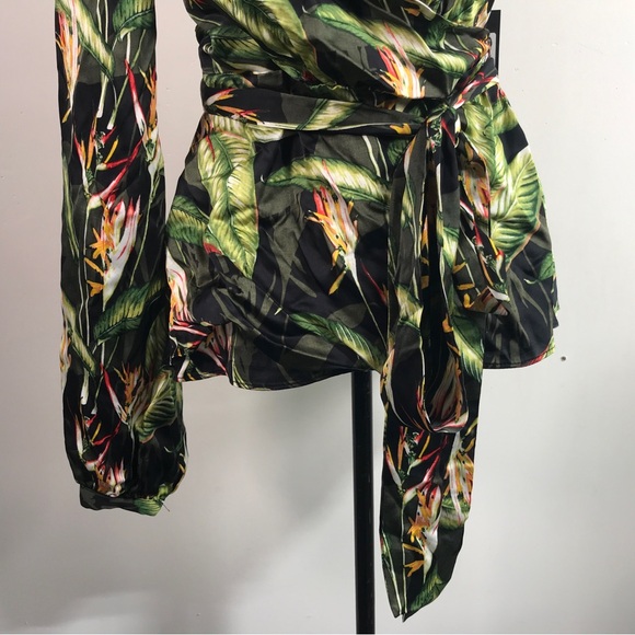BCBG Birds of Paradise One Sleeve Wrap Top, Size L - Black/Green Women's - Picture 5 of 9
